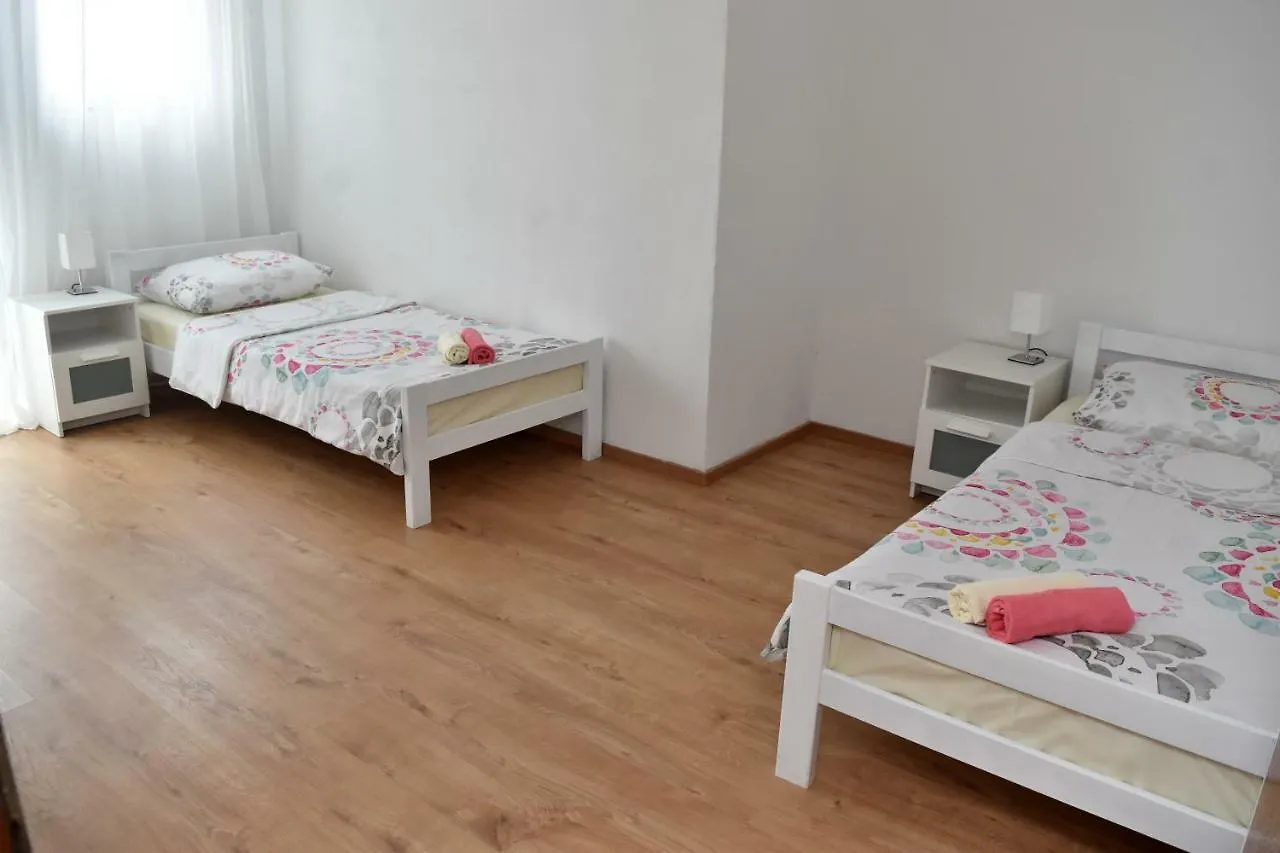 Apartments Resetic Vir